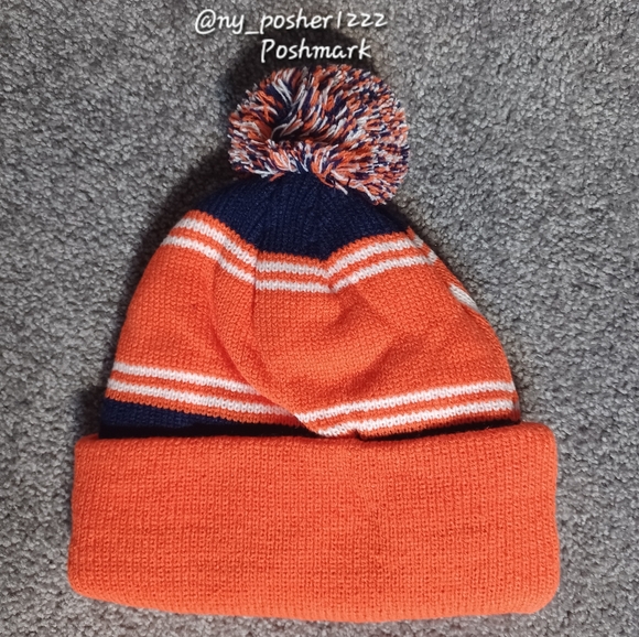 NHL ℂ𝕆𝕐𝕆𝕋𝔼 New York Islanders Hockey Club Winter Pom Beanie 🟠⚪🔵 - Picture 2 of 7